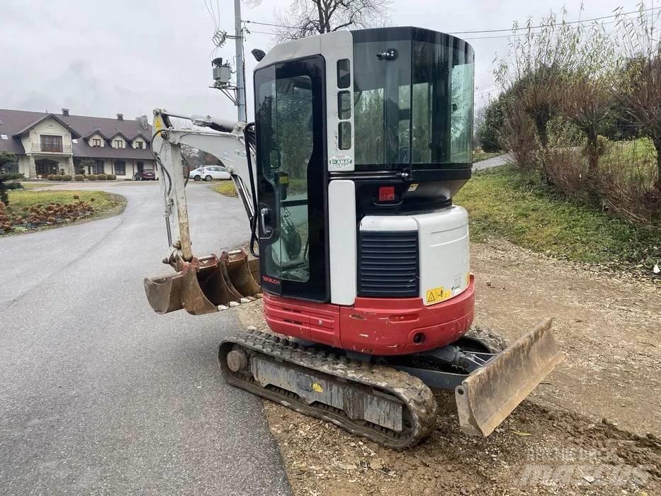 Takeuchi TB 23 R Mini rýpadla < 7t