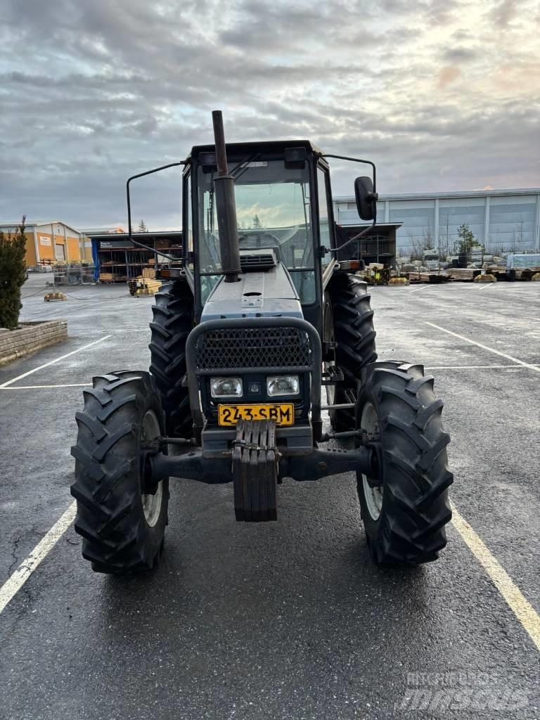 Valmet 565 Finlandia Traktory