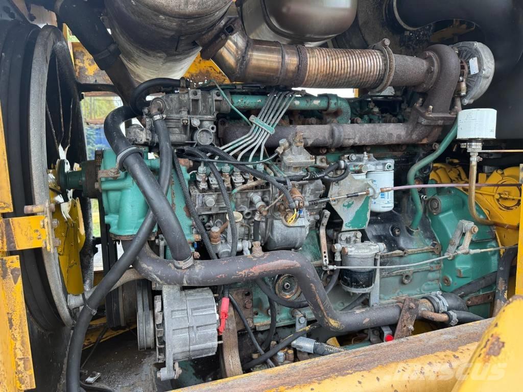 Volvo L 90 Kolové nakladače