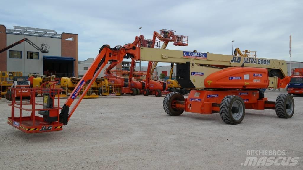 JLG 1250AJP Kloubové plošiny