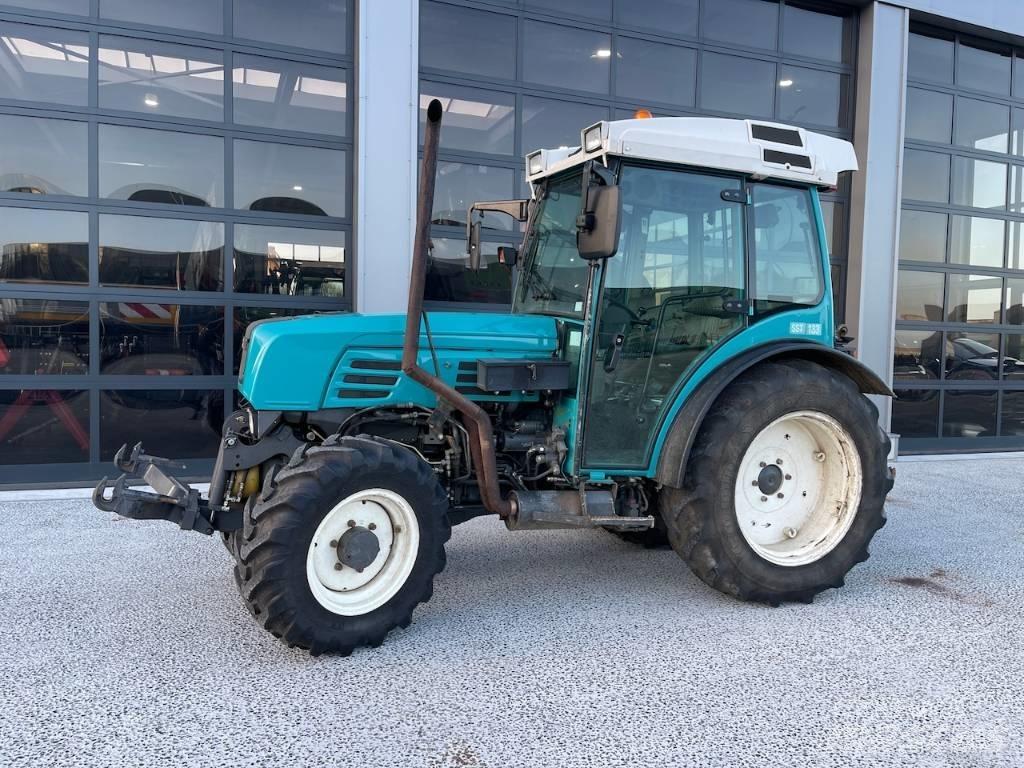Fendt 208 F Traktory