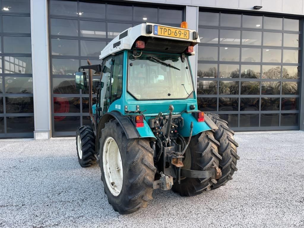 Fendt 208 F Traktory