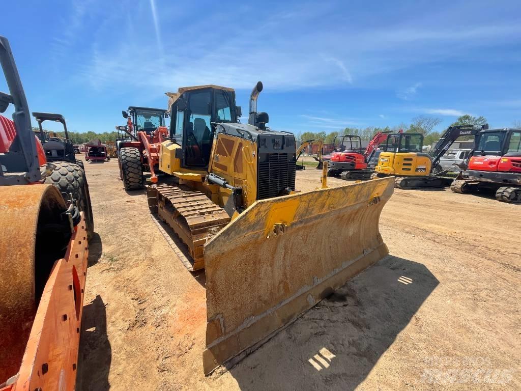 DEERE 700K Pásové dozery