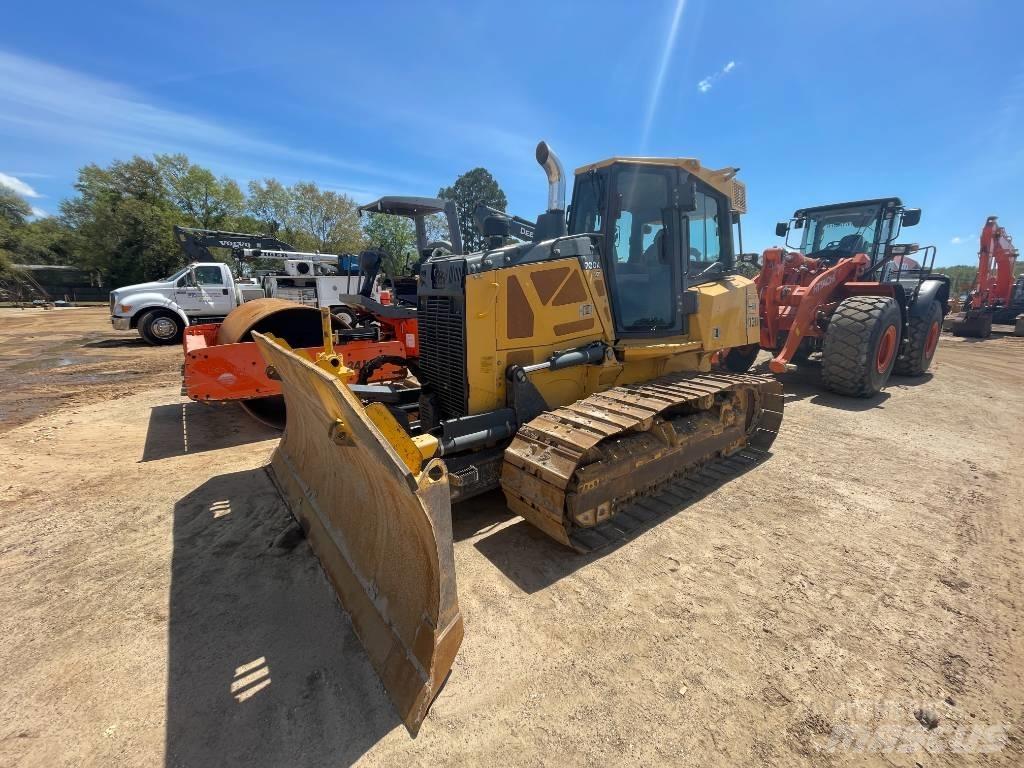 DEERE 700K Pásové dozery