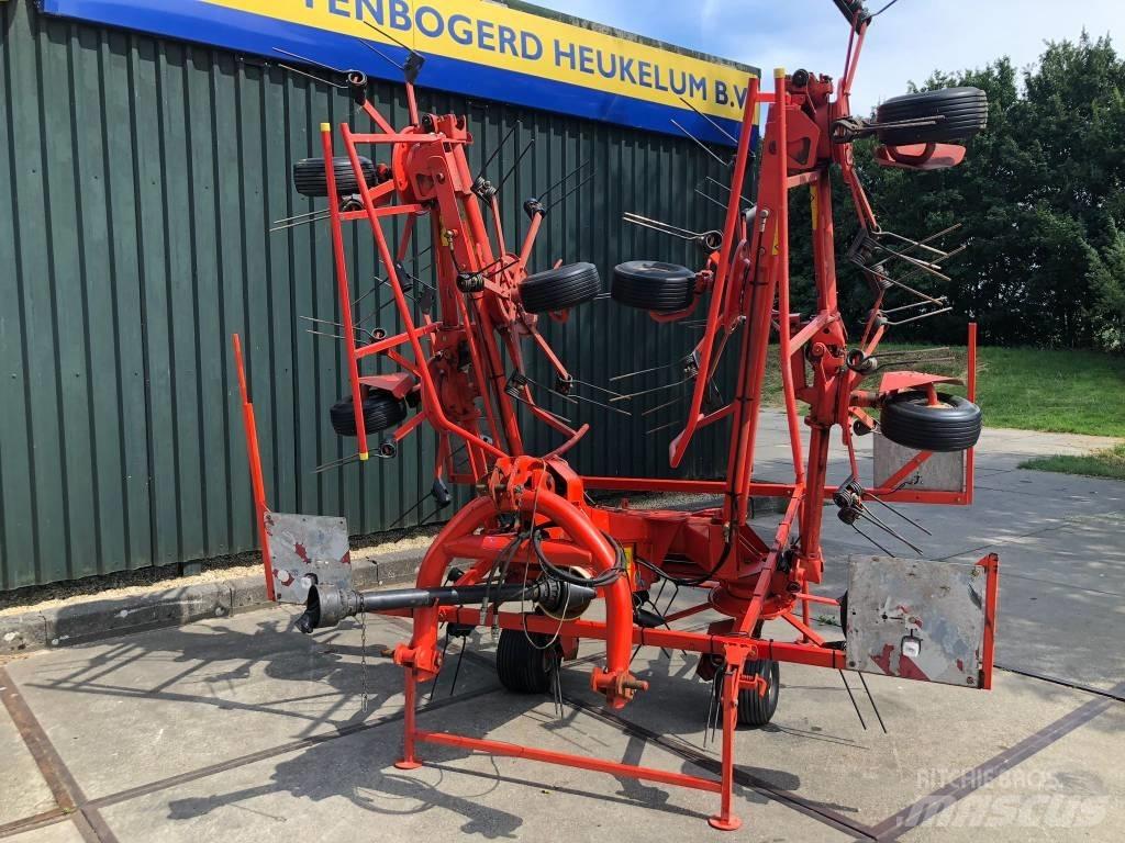 Kuhn GF 8501 M H Obraceče a shrabovače sena