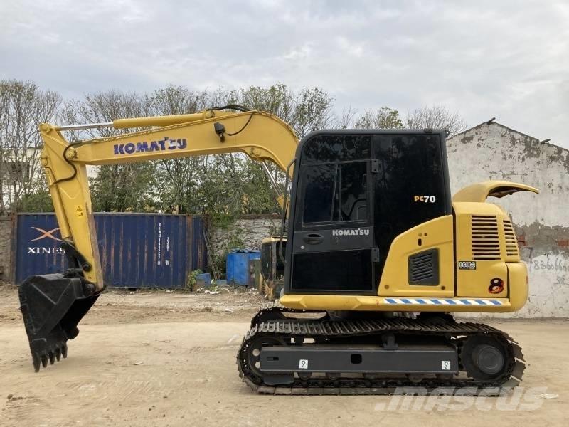 Komatsu PC 70-8 Pásová rýpadla
