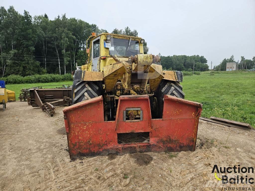  Onbekend T-157K Traktory