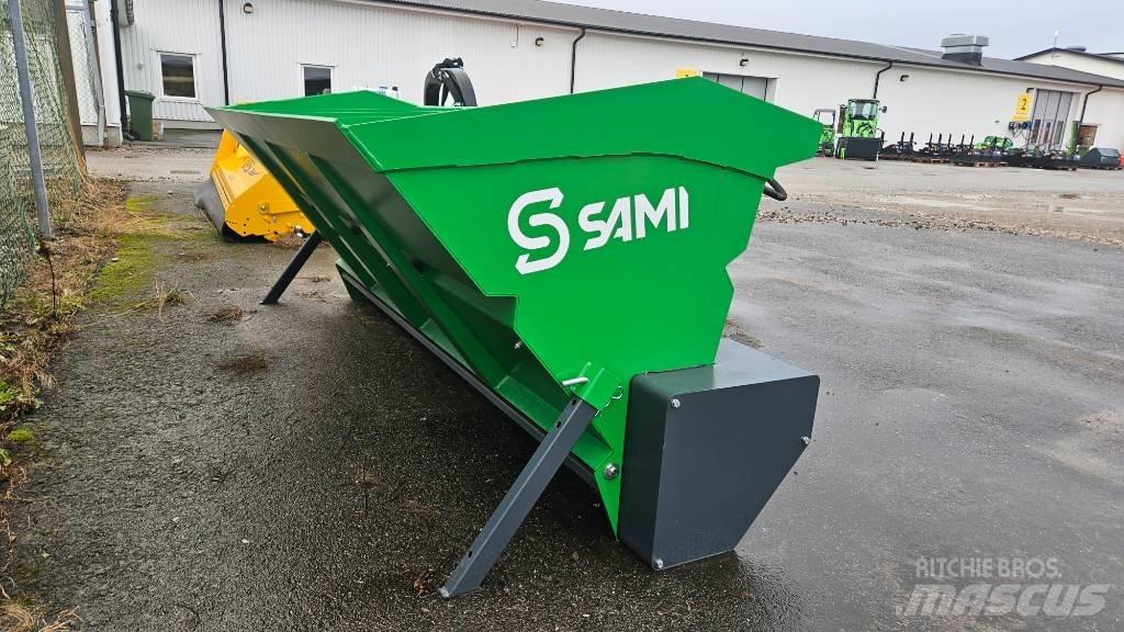 Sami SL 2300 Sypače písku a soli