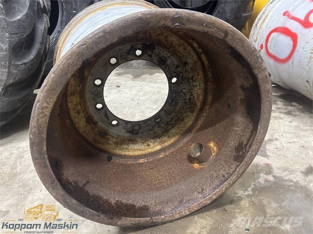 Valmet 860 24x26,5 Pneumatiky, kola a ráfky