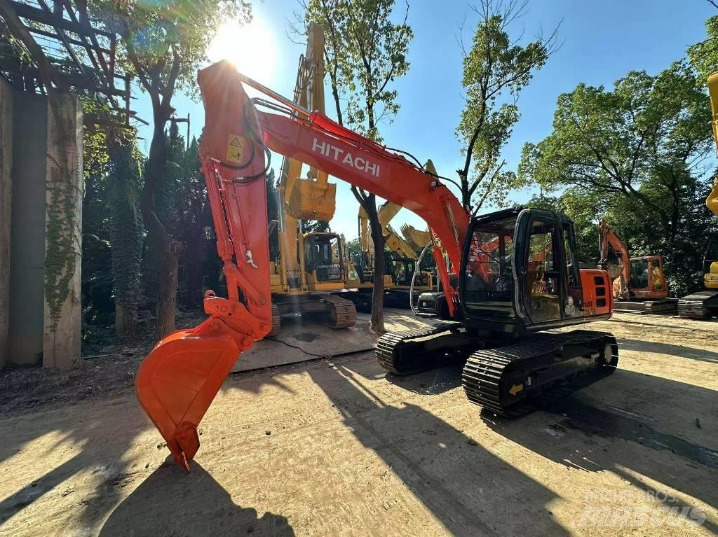 Hitachi ZX 120 Pásová rýpadla