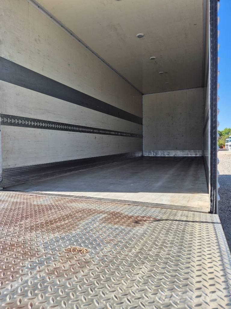 DAF XF 460 6x2 // Lift Skříňová nástavba