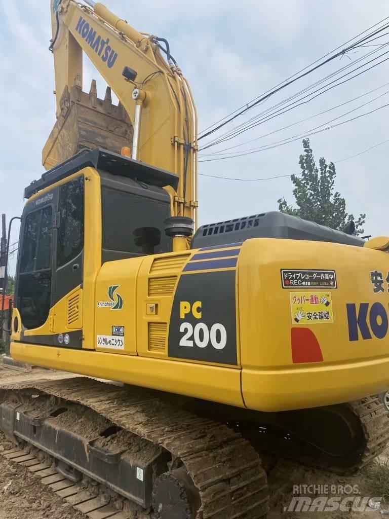Komatsu pc200-8 Pásová rýpadla