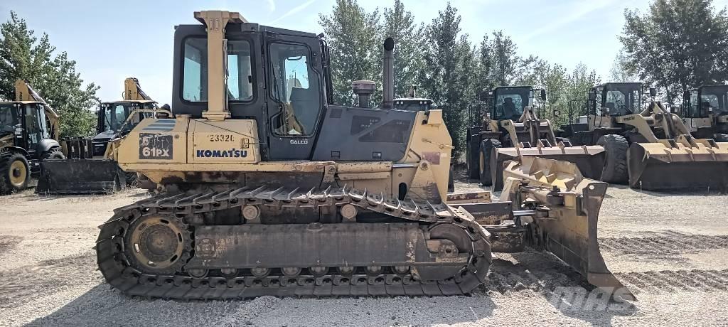 Komatsu D61EX-15 Pásové dozery