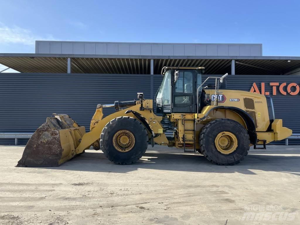 CAT 972M Kolové nakladače