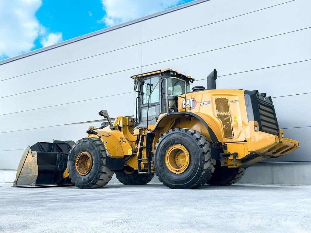 CAT 972M Kolové nakladače
