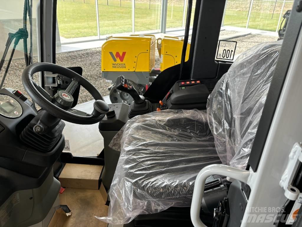 Wacker Neuson WL 28 Kolové nakladače