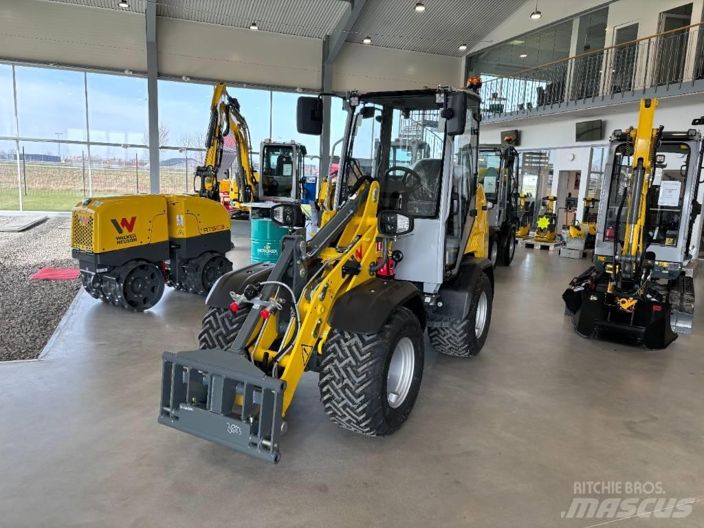 Wacker Neuson WL 28 Kolové nakladače