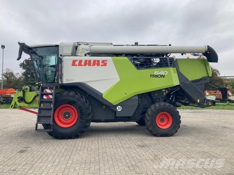 CLAAS TRION 640 Sklízecí mlátičky