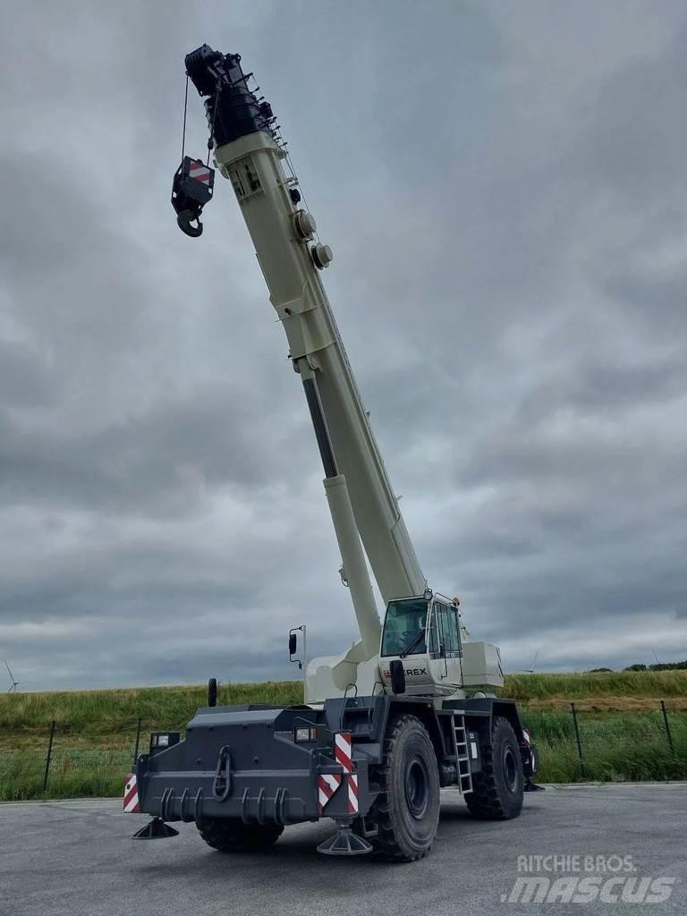 Terex RT100 Jeřáby pro těžký terén