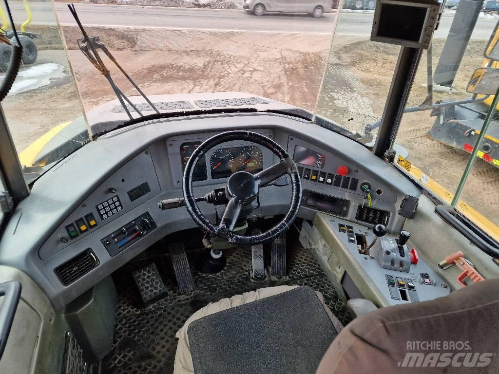Volvo A 40 D Kloubové dempry