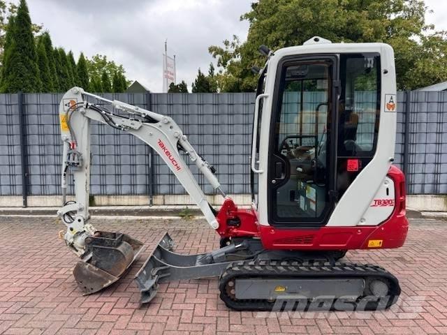 Takeuchi TB 320 Mini rýpadla < 7t