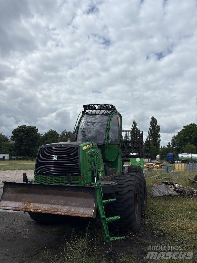 John Deere 1910E Vyvážecí traktory