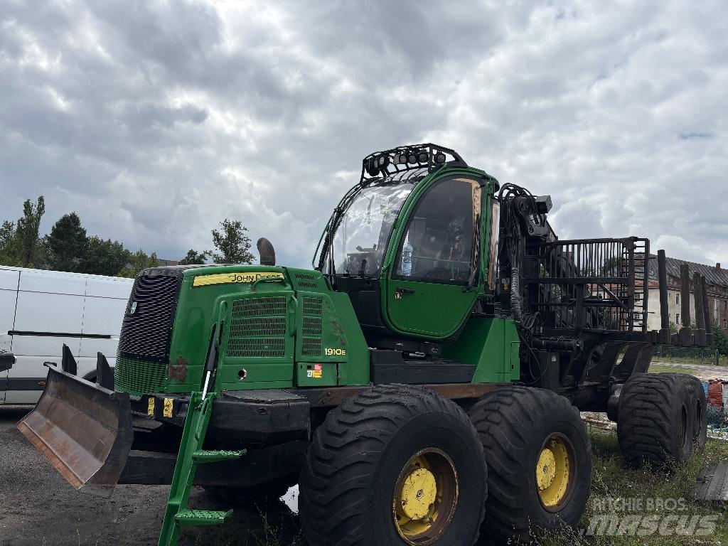 John Deere 1910E Vyvážecí traktory