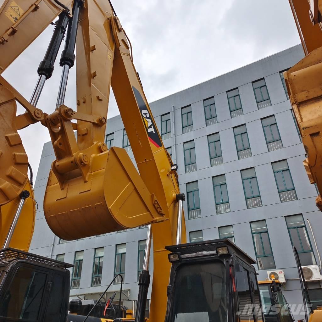 CAT 325D Pásová rýpadla