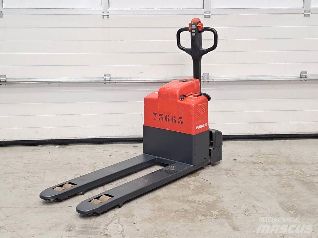 Linde MT15 Nízkozdvižný vozík