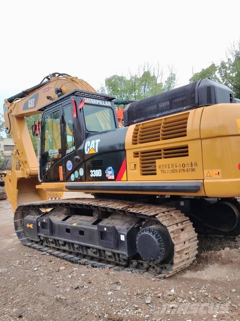 CAT 330 D Pásová rýpadla