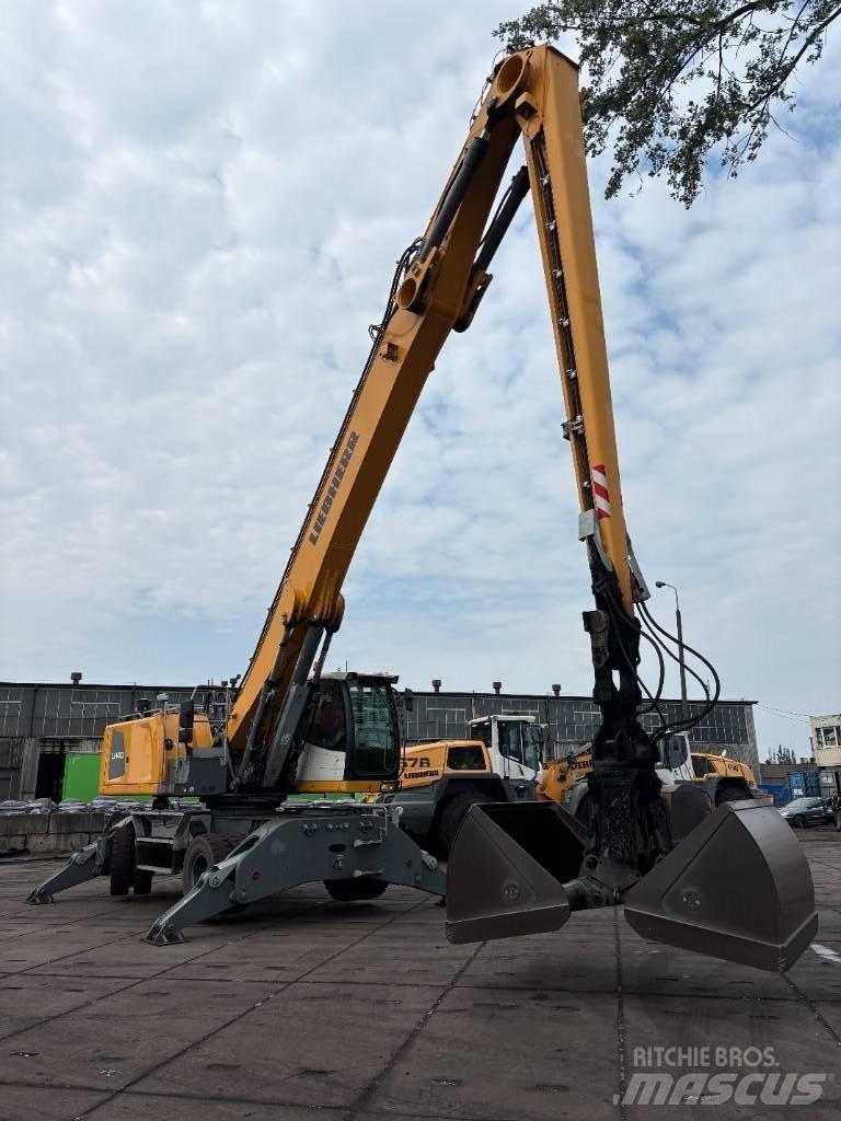 Liebherr LH 40 Port Stroje pro manipulaci s odpadem