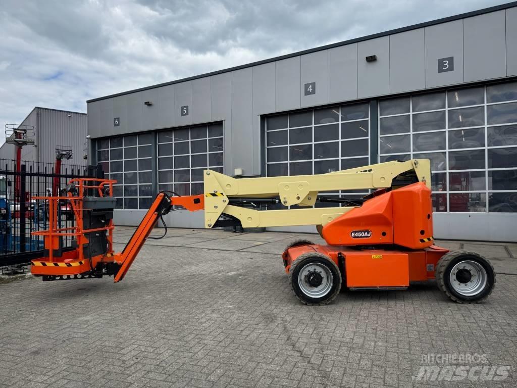 JLG E 450 AJ Kloubové plošiny