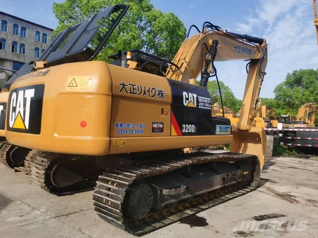 CAT 320D2 Pásová rýpadla