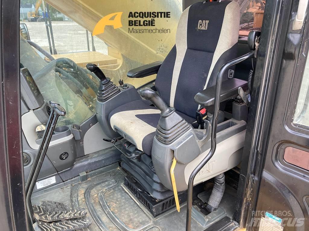CAT 374DL Pásová rýpadla