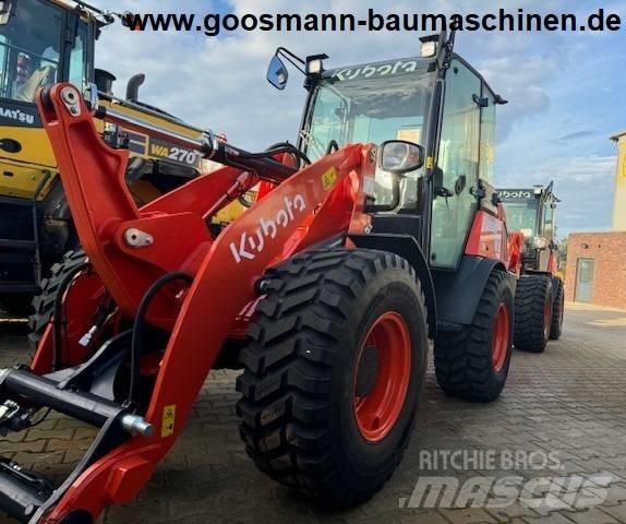 Kubota R 090 Kolové nakladače