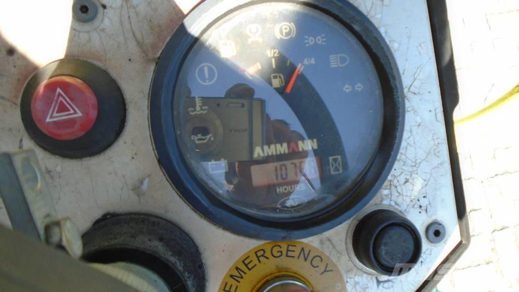 Ammann AV 26-2K Půdní kompaktory