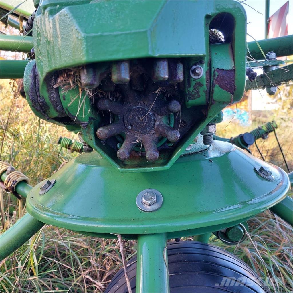 Krone KW 8.82/8 Obraceče a shrabovače sena