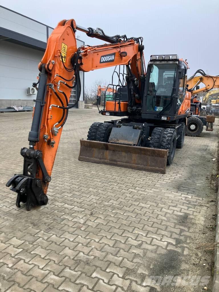 Doosan DX140W-7 Kolová rýpadla