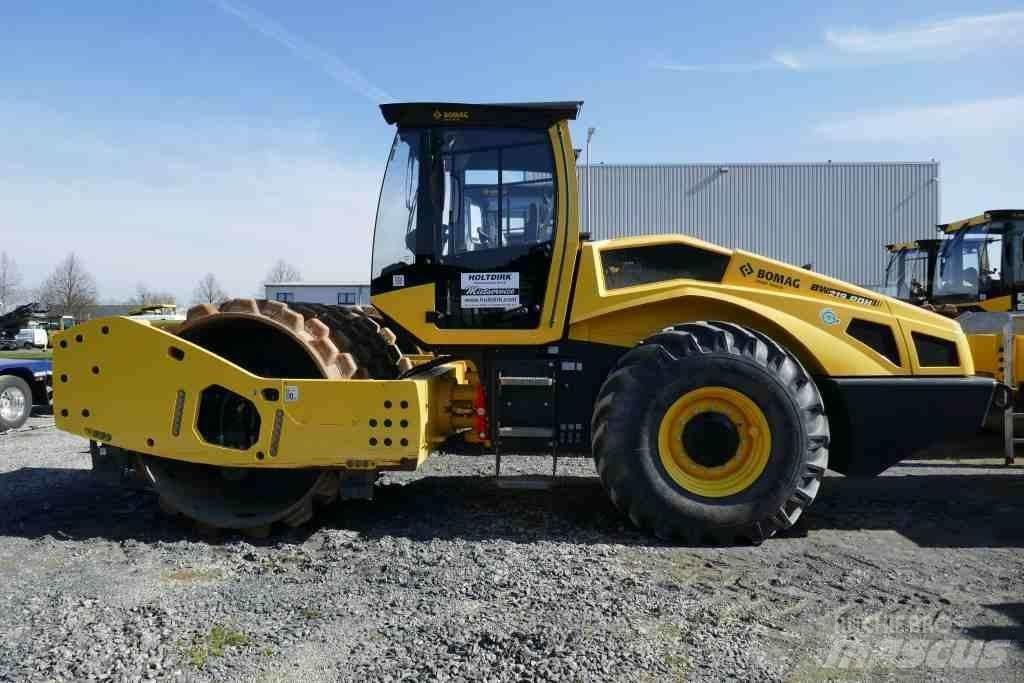 Bomag BW 219 PDH-5 Půdní kompaktory