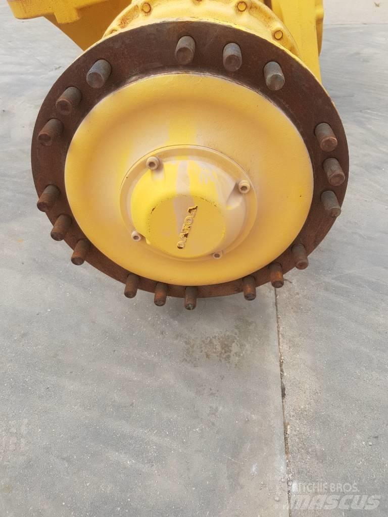 Volvo L120F G H Nápravy