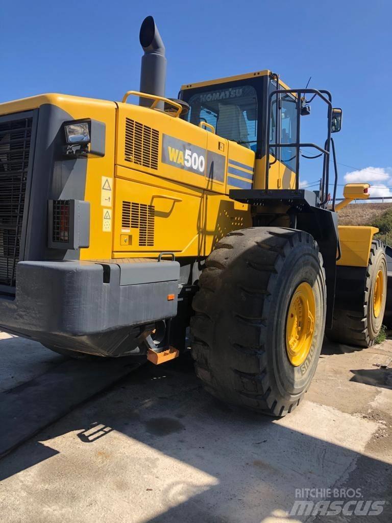 Komatsu WA500-6 Kolové nakladače
