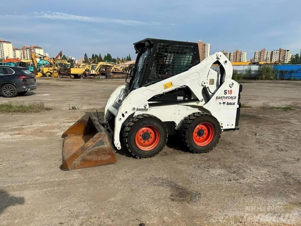 Bobcat S18 Smykem řízené nakladače