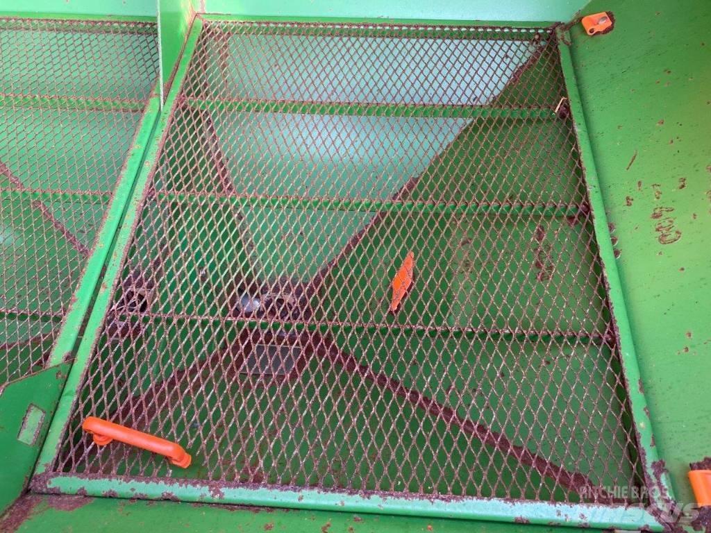 Amazone ZA-X 1402 Rozmetadlo minerálních hnojiv
