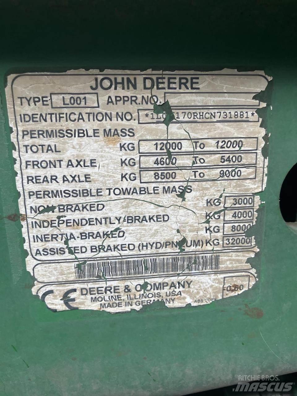 John Deere 6170R Traktory