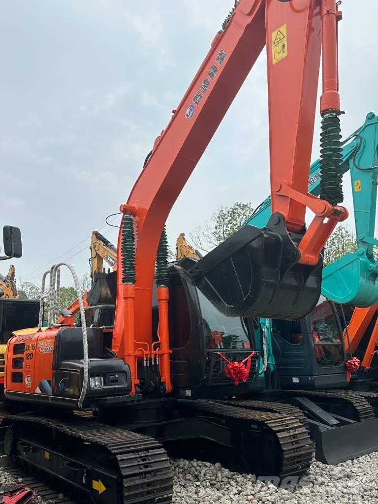 Hitachi ZX 120 Pásová rýpadla
