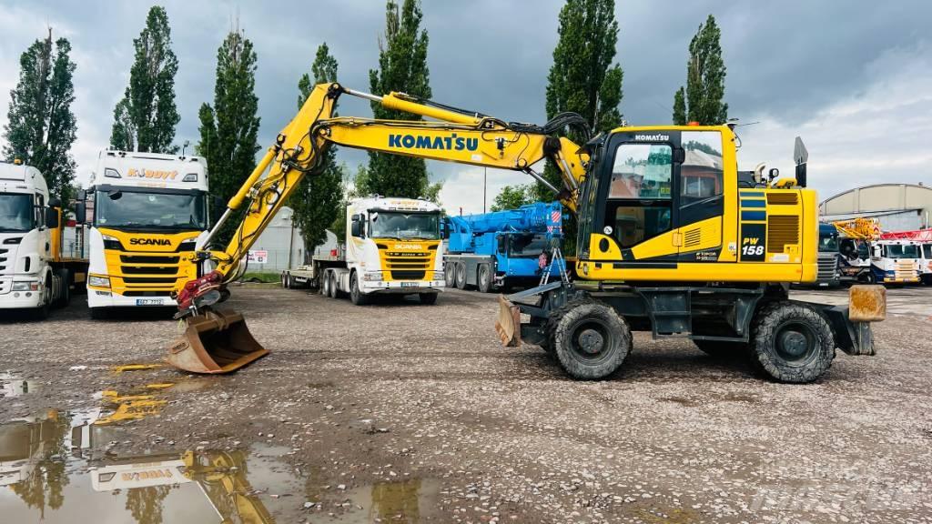 Komatsu PW 158 Kolová rýpadla