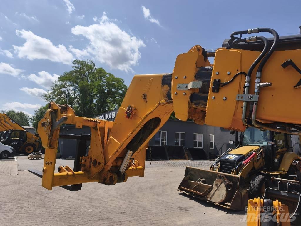 JCB 540-140 Teleskopické manipulátory