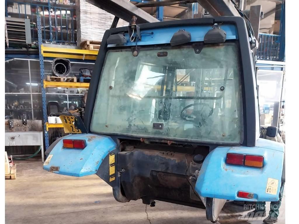 Landini Legend 115 Kabiny a interiér