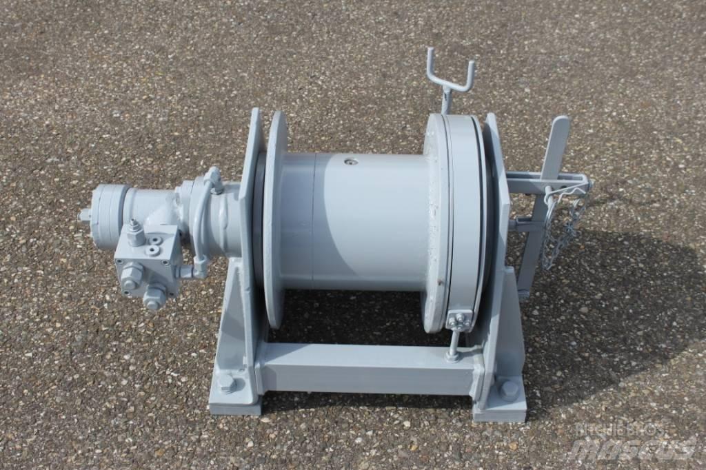 Rotzler 7.8 tons Hydraulické navijáky