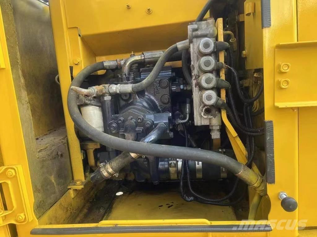 Komatsu PC120-6 Midi rýpadla 7t - 12t